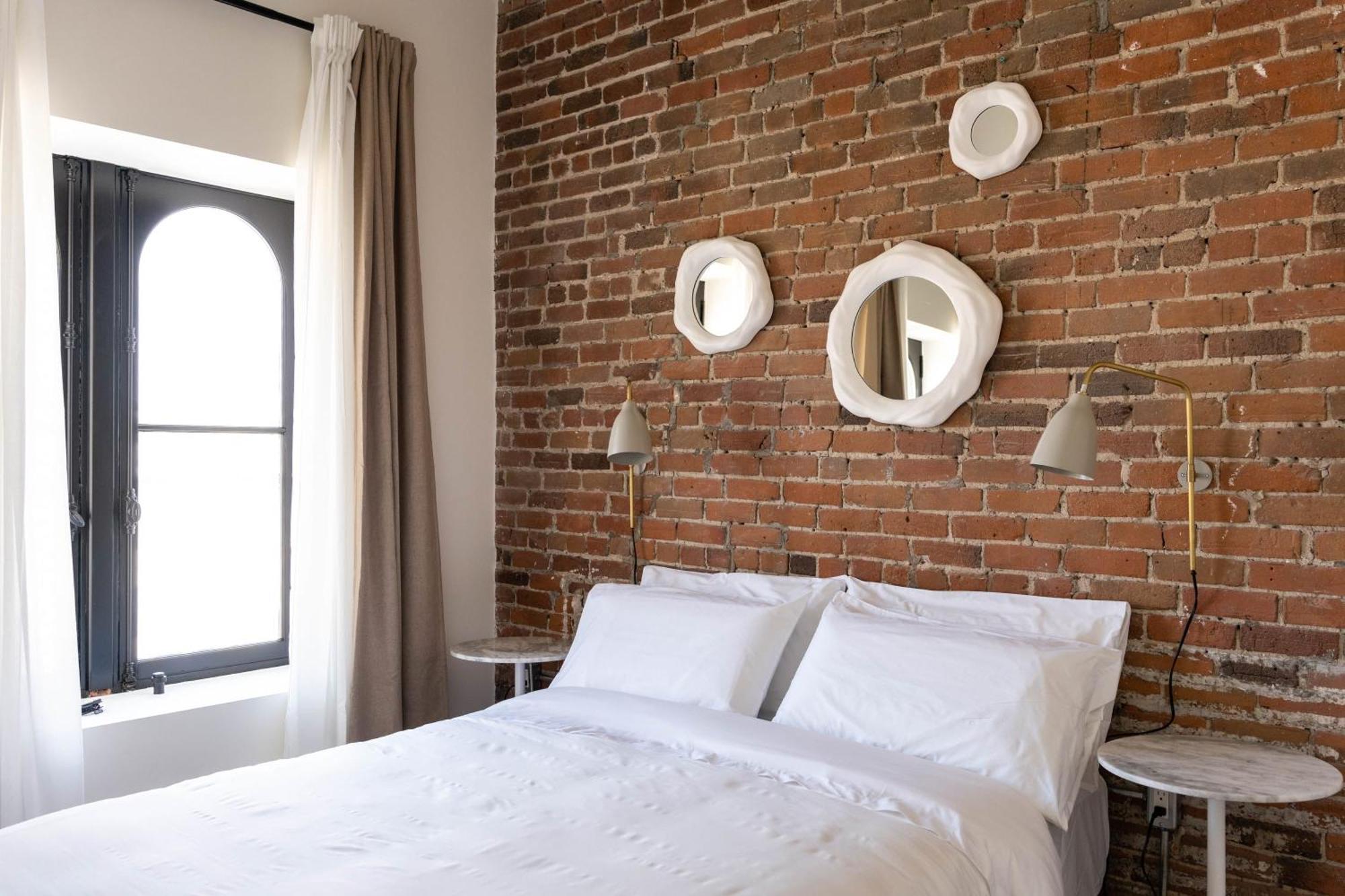 Maison Place Jacques-Cartier By Luxury In Transit مونتريال المظهر الخارجي الصورة