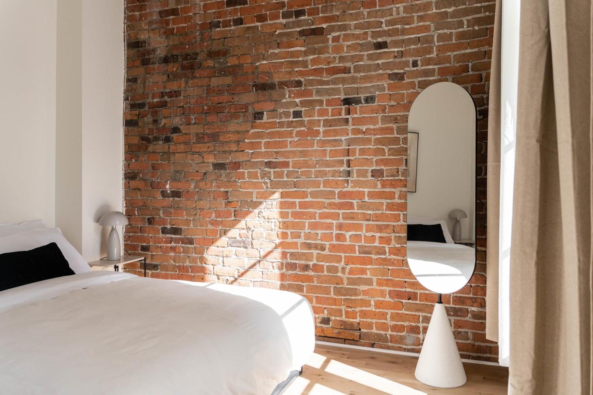 Maison Place Jacques-Cartier By Luxury In Transit مونتريال المظهر الخارجي الصورة