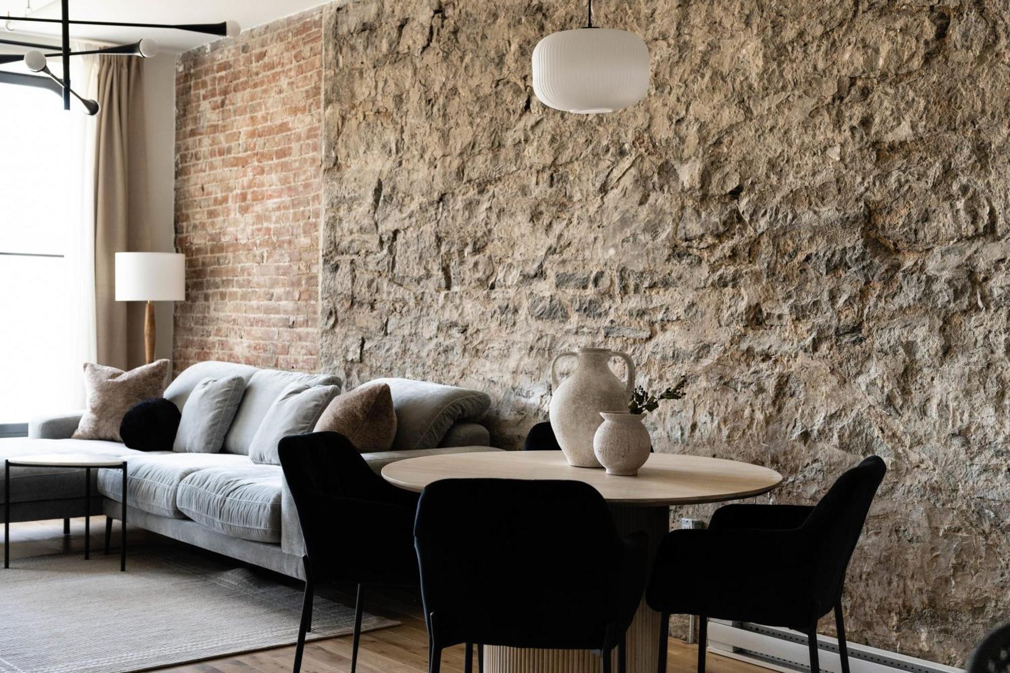 Maison Place Jacques-Cartier By Luxury In Transit مونتريال المظهر الخارجي الصورة