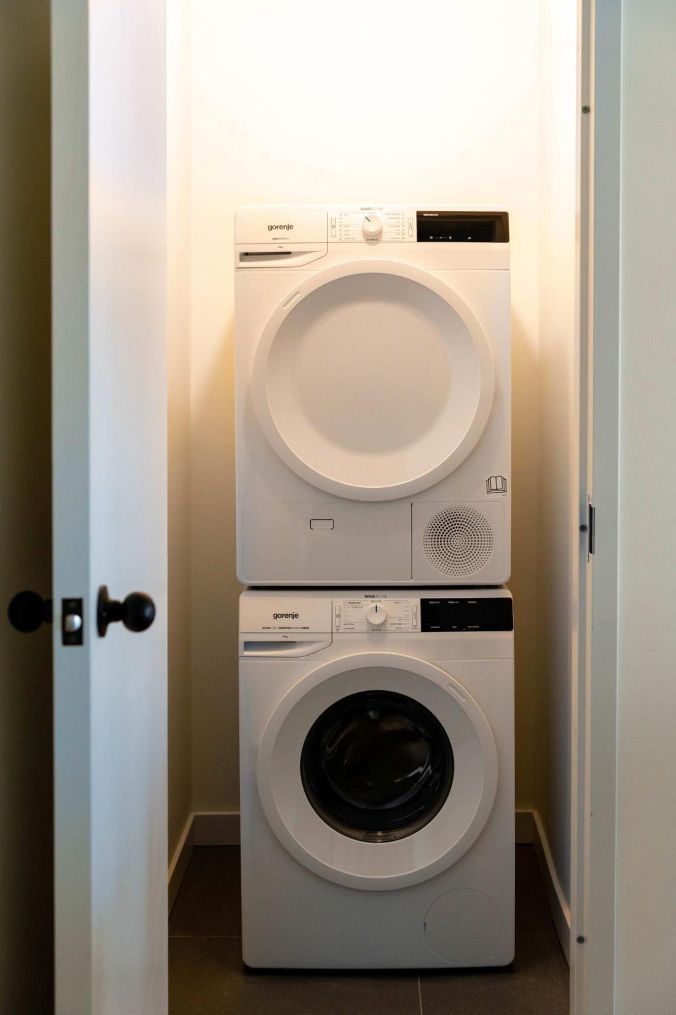 Maison Place Jacques-Cartier By Luxury In Transit مونتريال المظهر الخارجي الصورة